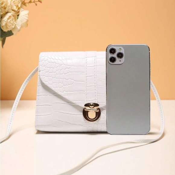 ⚠️Clearance White Mini Crocodile Print Crossbody Bag - Picture 3 of 6